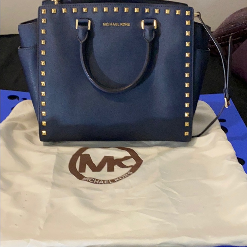 EUC Michael Kors large navy studded handbag